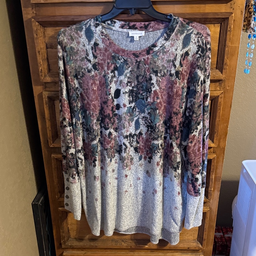 Westbound Women's Long Sleeve Abstract Print Top - Multicolor